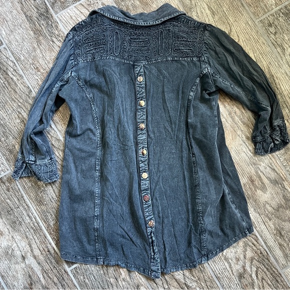 Parsley and Sage Boho Button Down Embroidered Shirt, Women’s Small. 100% Rayon. - Picture 9 of 9